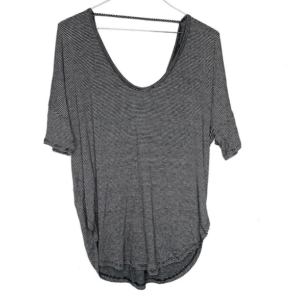 NWT | Lush | Cross Front Oversize Tee | XS - Picture 4 of 9